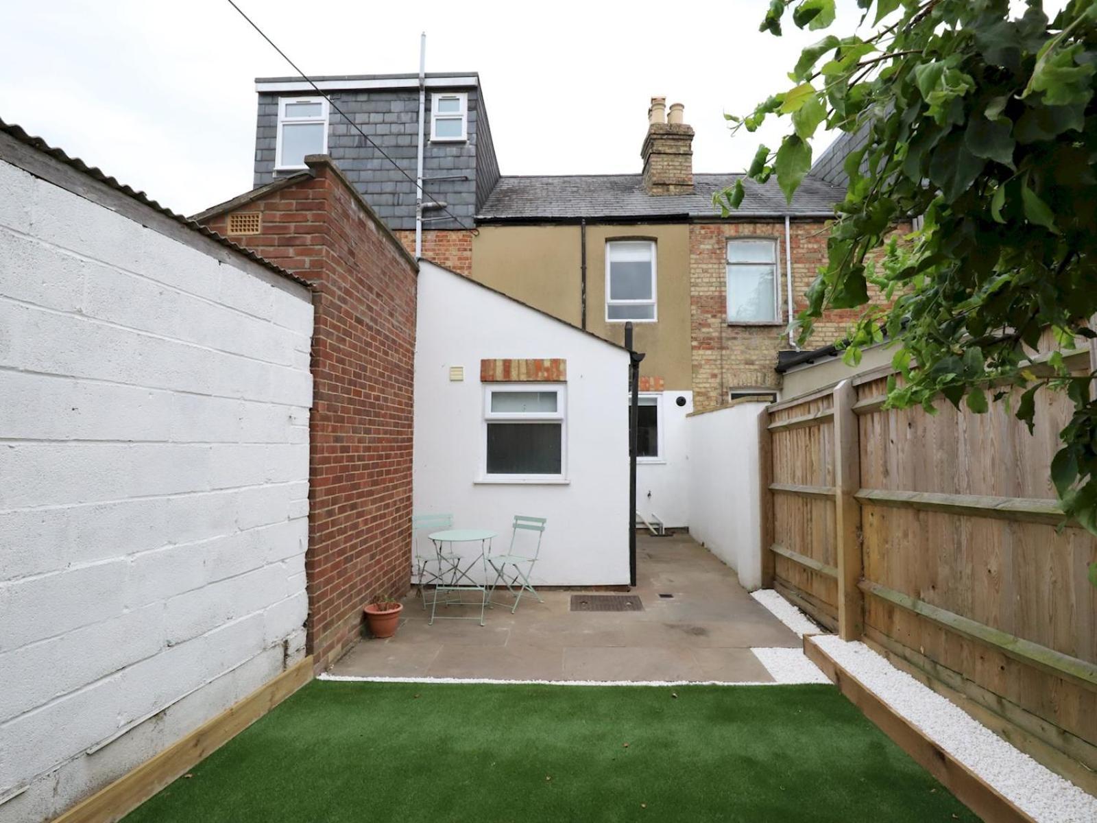 Villa Sunny Victorian 2Br Townhouse Oxford Pass The Keys Exterior foto