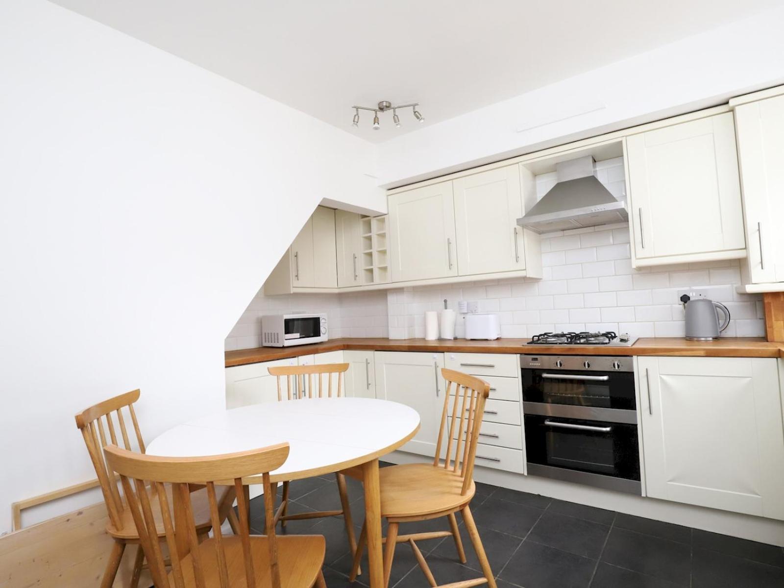 Villa Sunny Victorian 2Br Townhouse Oxford Pass The Keys Exterior foto